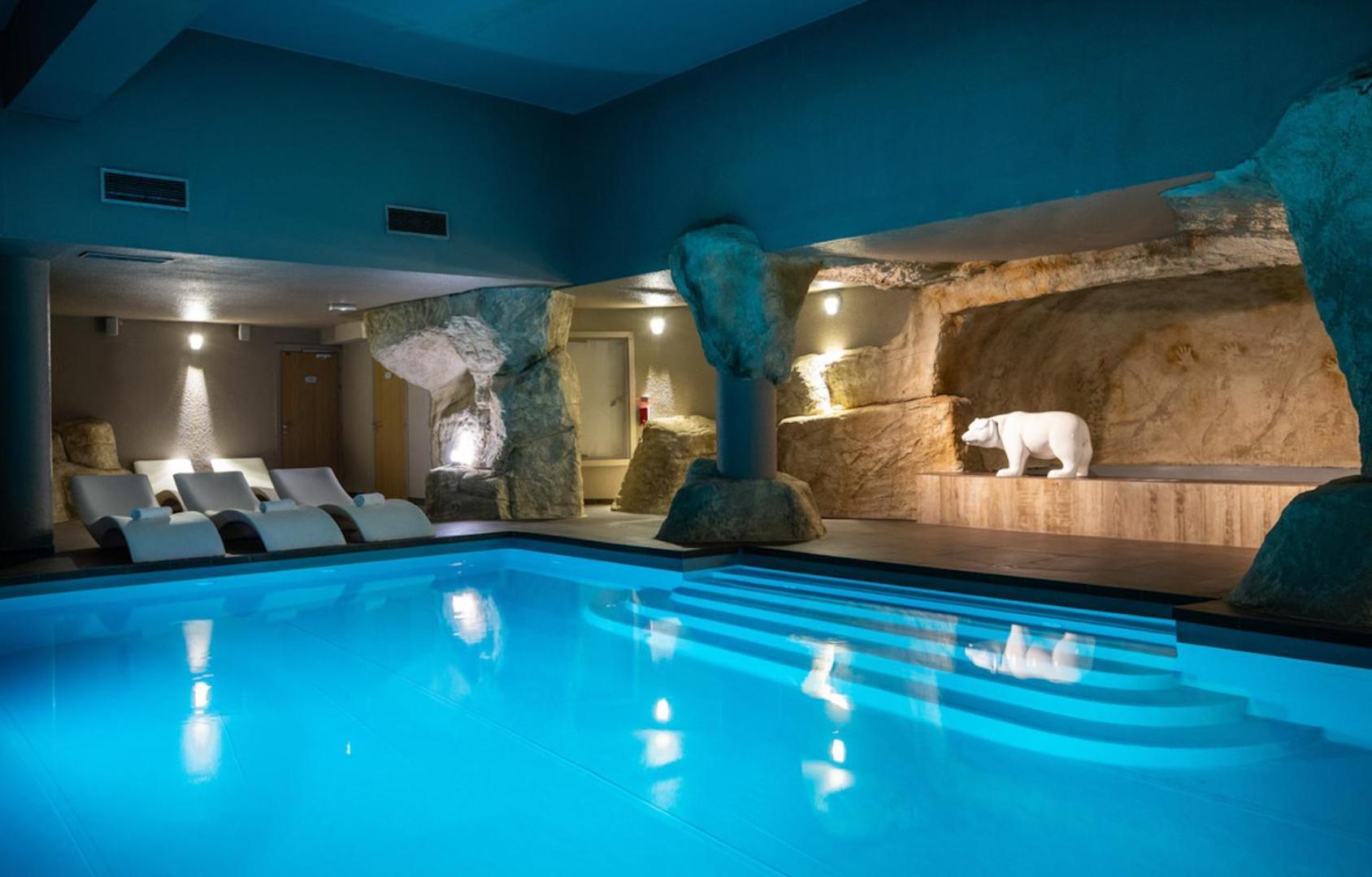 Royal Ours Blanc Boutique Hotel & Spa Альп-д'Юэз Экстерьер фото
